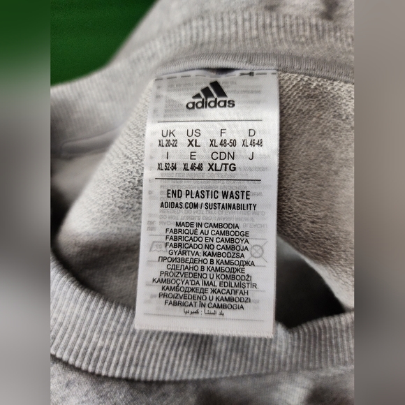 Adidas Original Women's Dress Size XL - Picture 6 of 6